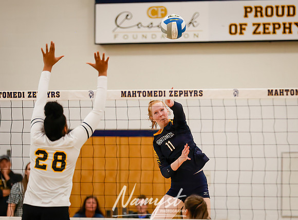Mahtomedi vs Como Volleyball 1100