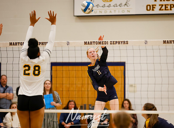 Mahtomedi vs Como Volleyball 1099