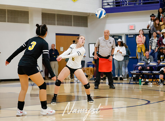 Mahtomedi vs Como Volleyball 1103