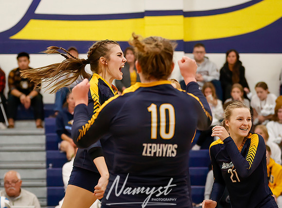 Mahtomedi vs Como Volleyball 1117
