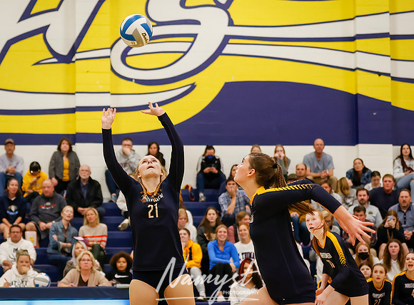 Mahtomedi vs Como Volleyball 1122