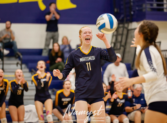 Mahtomedi vs Como Volleyball 1132