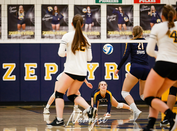 Mahtomedi vs Como Volleyball 1160