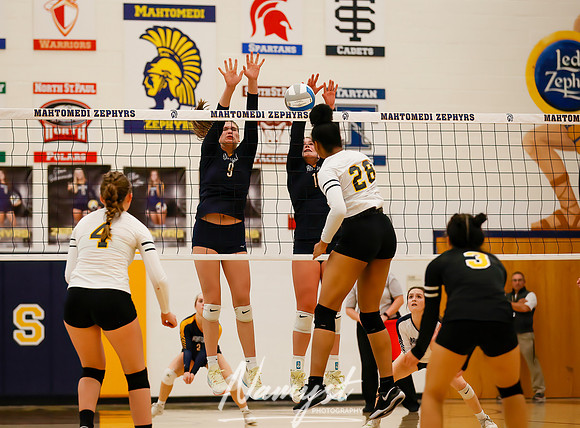 Mahtomedi vs Como Volleyball 1161