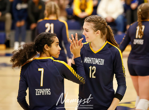 Mahtomedi vs Como Volleyball 1180