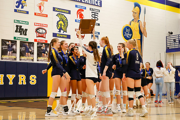 Mahtomedi vs Como Volleyball 1201