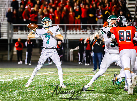 Mounds View vs Shakopee Varsity Football 31