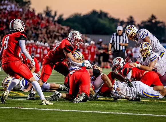 Centennial vs STMA Varsity Football 237
