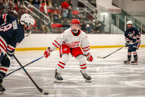 0980 Centennial Varsity Hockey