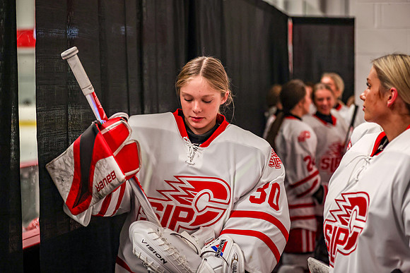 0007 Centennial Varsity Hockey