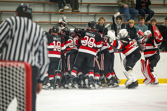 1628 Centennial vs White Lake Bear Lake JV Hockey