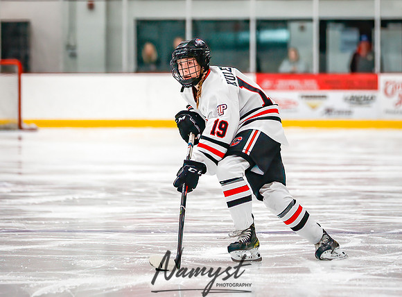 Centennial vs Forest Lake Varsity Hockey 115