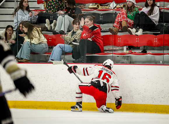 0536 Centennial vs Andover Varsity Hockey