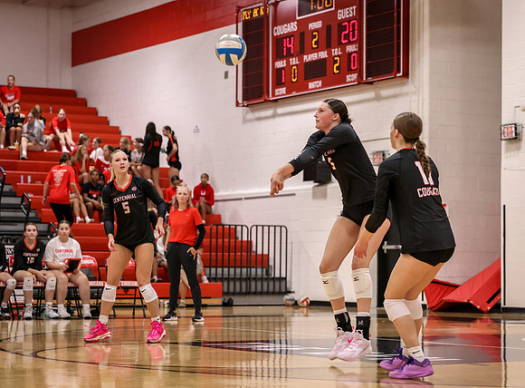 Centennial vs Mounds View Girls Varsity Volleyball 152