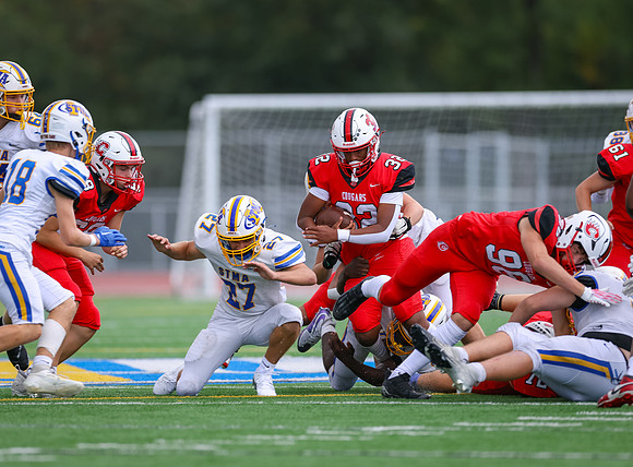 Centennial vs STMA JV Football 203
