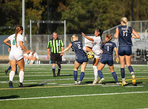 Mounds View vs Mahtomedi Girls Varisty Soccer 298