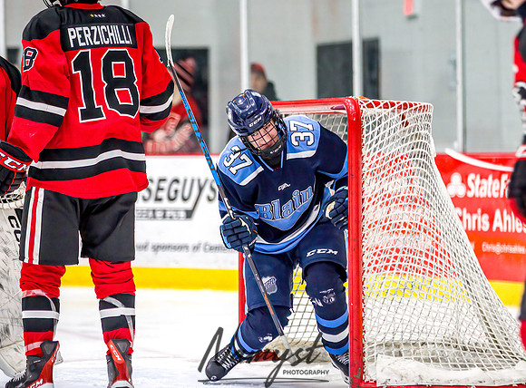 Centennial vs Blaine JV Hockey 192