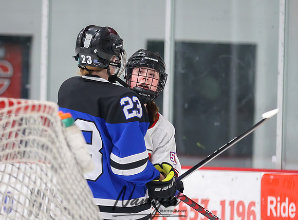 Centennial vs Rogers JV Hockey 81