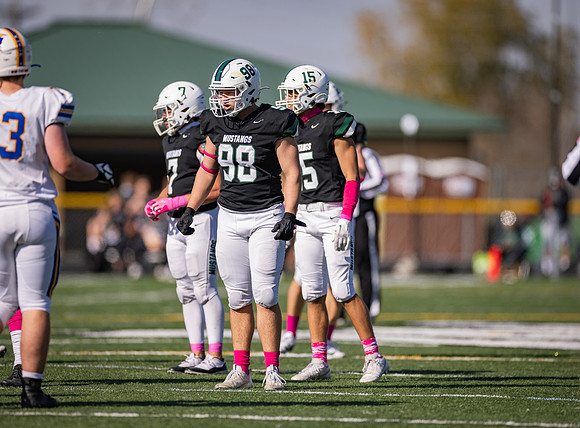 Mounds View vs STMA Varsity Football 167