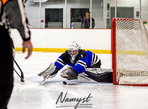 Centennial vs Rogers Varsity Hockey 165