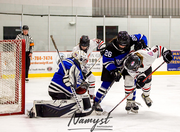 Centennial vs Rogers Varsity Hockey 194
