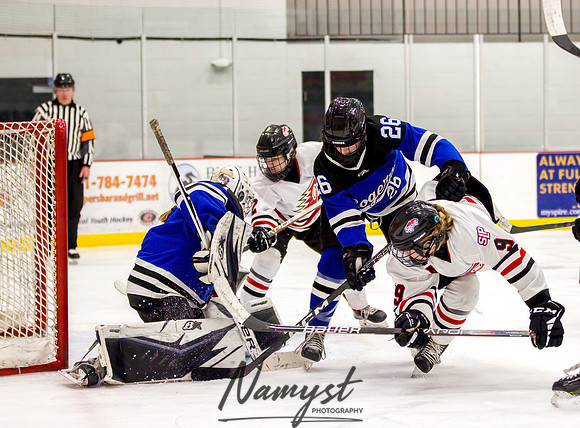 Centennial vs Rogers Varsity Hockey 195