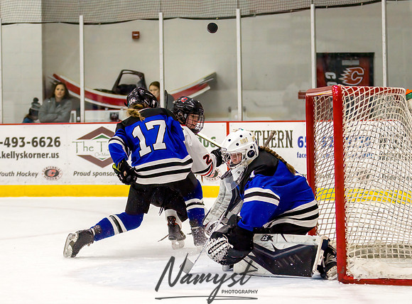 Centennial vs Rogers Varsity Hockey 258
