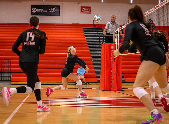 Centennial vs Duluth East Varsity Volleyball 110