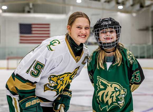 Chisago vs River Lake Stars Varsity Hoc 25