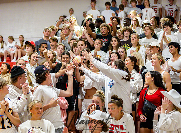 Centennial vs Roseville Volleyball 4