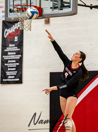 Centennial vs Roseville Volleyball 56