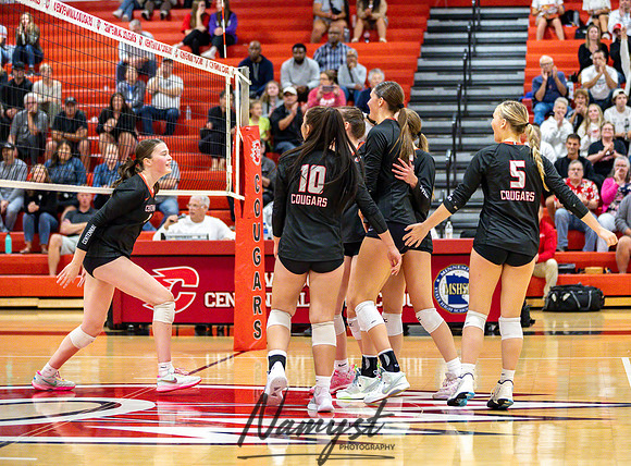 Centennial vs Roseville Volleyball 43