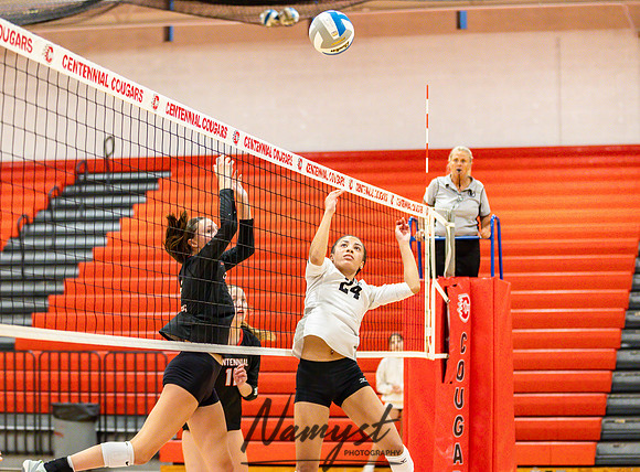 Centennial vs Roseville Volleyball 99