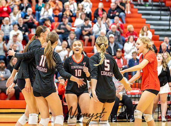 Centennial vs Roseville Volleyball 64
