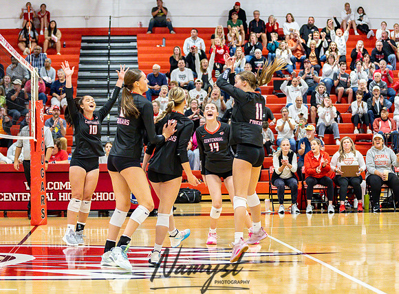 Centennial vs Roseville Volleyball 25