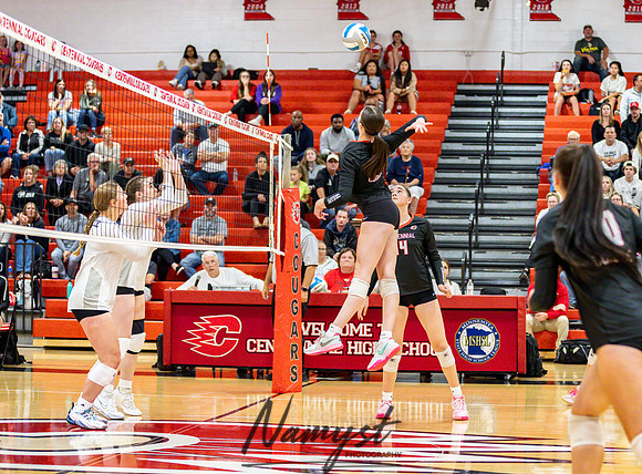 Centennial vs Roseville Volleyball 41