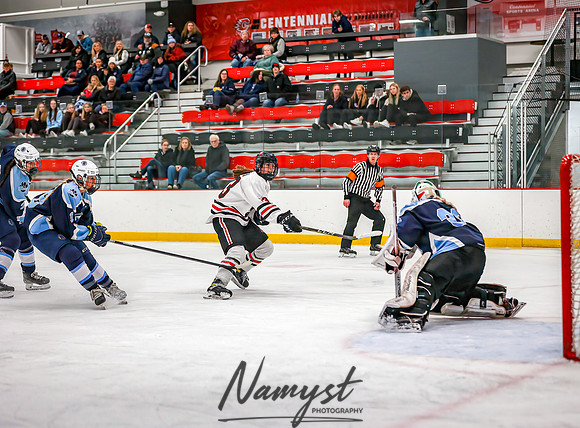 Centennial vs Blaine Varsity Hockey_1570