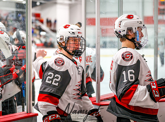 Centennial vs Rogers Varsity Hockey_1030