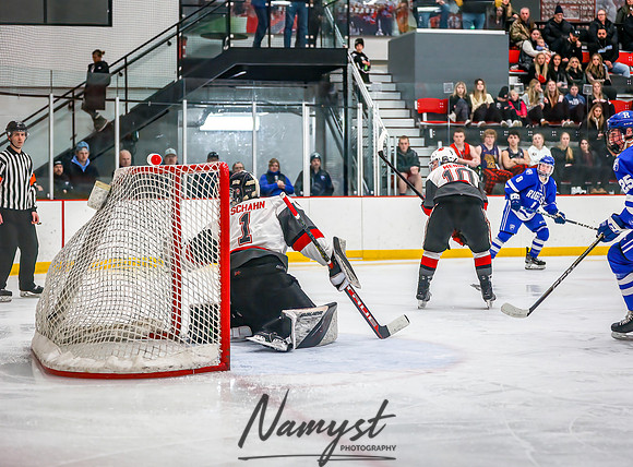 Centennial vs Rogers Varsity Hockey_1054