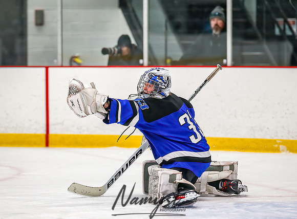 Centennial vs Rogers Varsity Hockey_141
