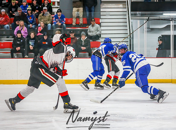 Centennial vs Rogers Varsity Hockey_684