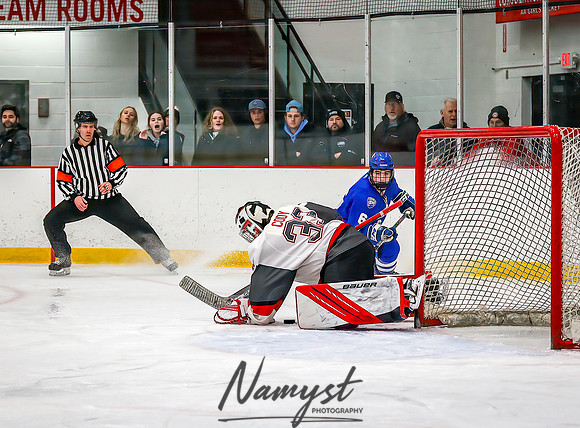 Centennial vs Rogers Varsity Hockey_910