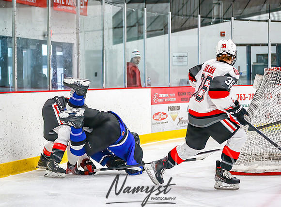 Centennial vs Rogers Varsity Hockey_515