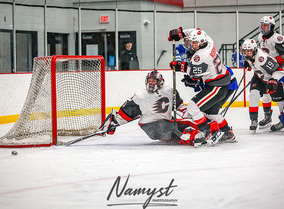 Centennial vs Rogers Varsity Hockey_576