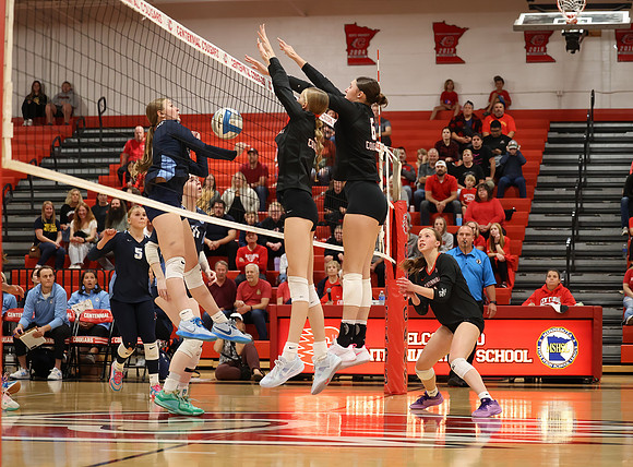 Centennial vs Blaine Girls Varsity Volleyball 10