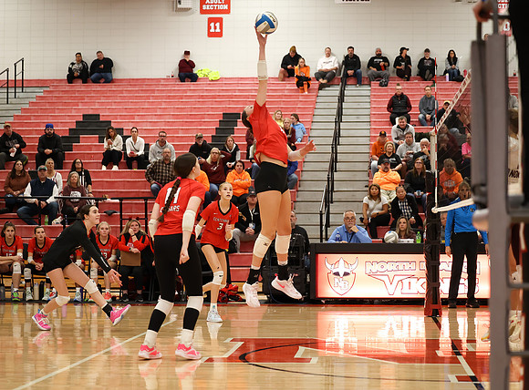 Centennial vs Anoka Girls Varsity Volleyball 303