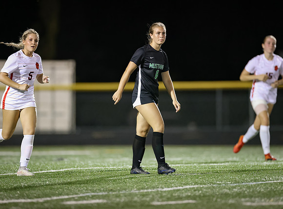 Mounds View vs Stillwater Varsity Soccer 130