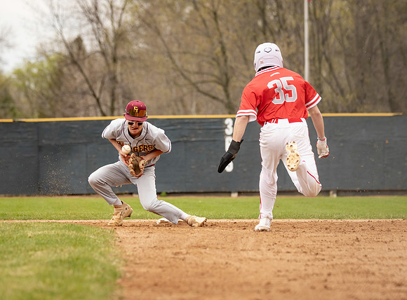 Forest Lake vs Duluth East Varsity Baseball 388