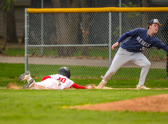 1804 Centennial vs Champlain