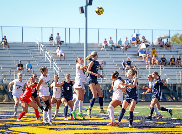 Mounds View vs Mahtomedi Girls Varisty Soccer 117